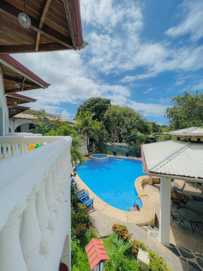 Hotel Mar Rey Tamarindo Esterno foto