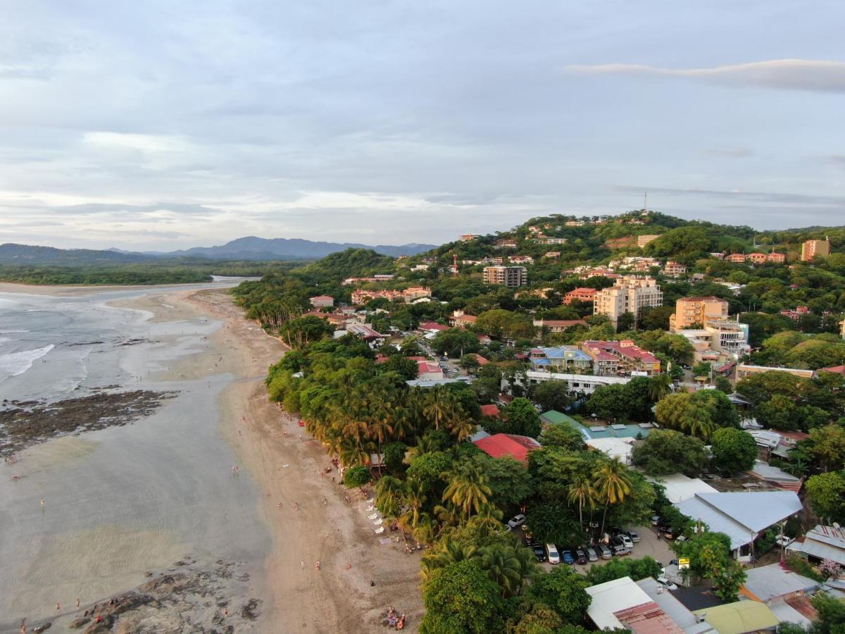 Hotel Mar Rey Tamarindo Esterno foto